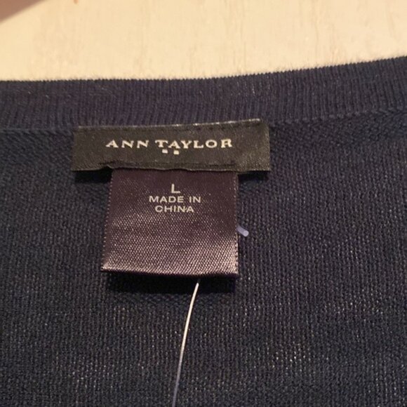 Ann Taylor Cardigan - Picture 3 of 7